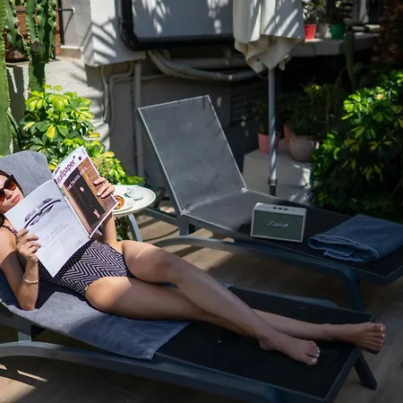 Thalias Quarters - Mediterranean Βίλα *