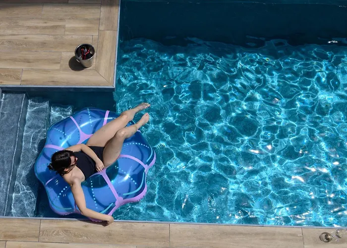 Thalias Quarters - Mediterranean Vila Kalamata