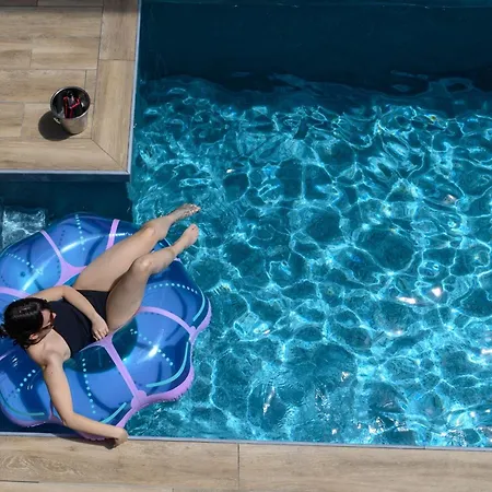 Thalias Quarters - Mediterranean Villa Kalamata