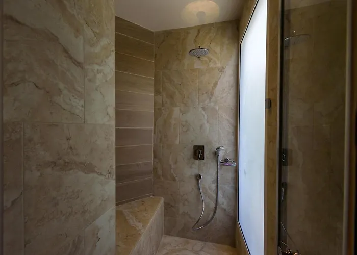 Thalias Quarters - Mediterranean *