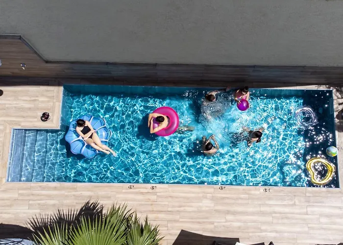 Thalias Quarters - Mediterranean Villa *